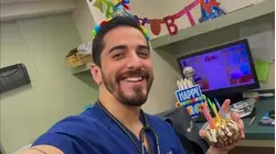 Tras pagar una fianza, esperan la liberación de uno de los médicos venezolanos detenidos por ICE