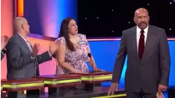 Teenager's answer ENDS Steve Harvey at the podium!