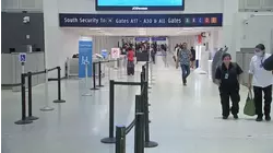 Security lane closures at Hobby and Bush airport closing checkpoints amid government shutdown