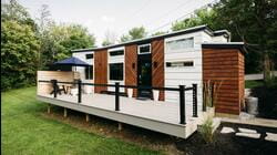 Tiny BNB: Tiny Getaways for Two