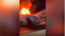 Vea las impresionantes imágenes de angustia durante el rescate en Texas tras estrellarse un jet