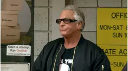 Storage Wars: Santa Ana Street Fight -- Storage Wars