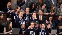 Cheers for men's hockey at State of the Union, women's gold medalists to get White House invite