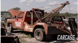 ¿Arrancará esta camioneta de remolque con carrocería cuadrada C-30 de 1977 sacada de la chatarra?