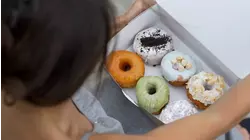 How to control your cravings this holiday season: Simple strategies to help you stay on track