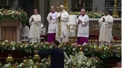 El papa León XIV preside la primera Vigilia Pascual de su pontificado