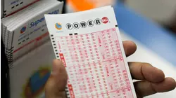 Powerball Climbs to $740M After No Jackpot Winner