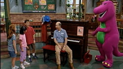Play Piano With Me!