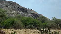 Gunman Opens Fire Atop Ancient Pyramid in Mexico, Killing 1