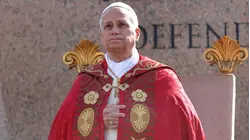 El papa hace un llamado a buscar la paz en la misa de Domingo de Ramos
