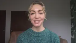 Tips on how to use AI to stick to your New Year's resolutions