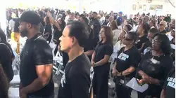 Jet Set: Entre lágrimas, oraciones, flores y fotos, familiares de las víctimas les rinden tributo