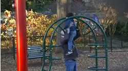 Families bundle up, brave the cold weather