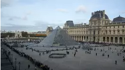 Louvre reopens three days after theft of crown jewels