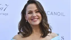 Jennifer Garner talks motherhood, divorce