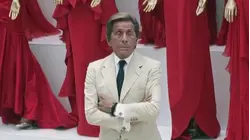 Iconic Italian Fashion Designer Valentino Dies at 93