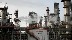 La guerra con Irán dispara el precio del petróleo por encima de $100 por primera vez en casi 4 años