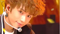 Tomorrow X Together - Crown