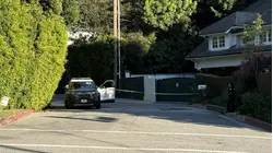 Rihanna y A$AP Rocky estaban en casa cuando una mujer disparó contra su hogar, según autoridades