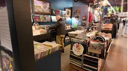 Road Trip: Close to Home: Newburgh Vintage Emporium gives shoppers a walk down memory lane