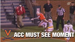 Virginia's Brennan Armstrong Drops A Dime To Ra'Shaun Henry For A TD | ACC Must See Moment