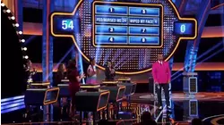 Alisa says, "Te quiero mucho, Steve Harvey!" | Celebrity Family Feud