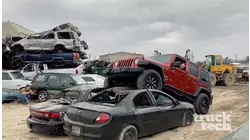 Machacando un Jeep JK de serie antes de añadirle modificaciones de rendimiento