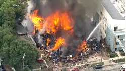 Explosion levels Dallas apartment complex