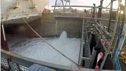 HMS Prince Of Wales, Steel Cable, Yacht Move