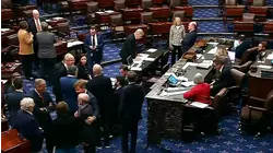 Los miembros del Senado alcanzan un acuerdo bipartidista tentativo para reabrir el Gobierno