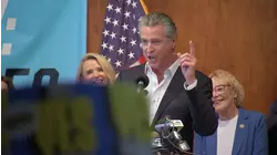 Gov. Newsom rallies Democrats, supporters in final push for Prop 50 redistricting measure