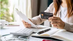 Paycheck to paycheck: A quarter of US households struggling to cover essentials