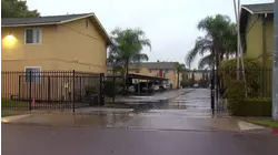 Man shot and killed following fight in central Fresno, police say