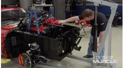 Poner un Coyote supercargado en el Mustang RestoMod del 70