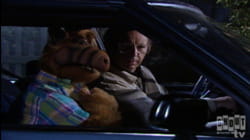 ALF: S3 E10 - Alone Again, Naturally
