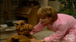 ALF: S1 E5 - Keepin' the Faith