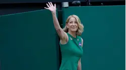 Chris Evert reveals ovarian cancer has returned