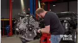 Desmontaje de un Duramax preparándolo para los 1000 caballos de fuerza