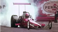 Vintage Drag Racing : Man With a Wrench