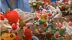 Grand Central Terminal Holiday Fair opens for the season in New York City