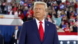 Trump Steps Up Campaign Travel to Boost Vulnerable Republicans