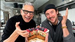 Jeff Goldblum Bakes A Cake With Brad