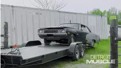 Rescate En La Calzada: Dodge Dart de 1972
