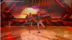 Season 34 of 'Dancing with the Stars' kicks off with its usual glitz, glamour