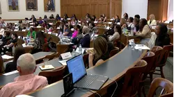 Aspiring female politicians flock to campaign boot camp at Yale