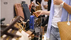 National Retail Federation predicts $1 trillion holiday shopping season