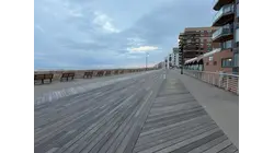 Long Beach city council to consider changing law that prohibits restaurants from selling alcohol on the boardwalk