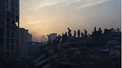 Venezuela Quakes: Race for Survivors as Death Toll Hits 1,450