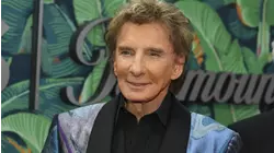 Barry Manilow reveals lung cancer diagnosis