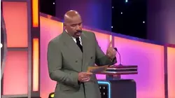 6 TV hosts you'd wanna eat up!